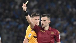 Napoli-Pisa, moviola: disastro del giovane Crezzini, quante sviste gravi, la rabbia dei toscani