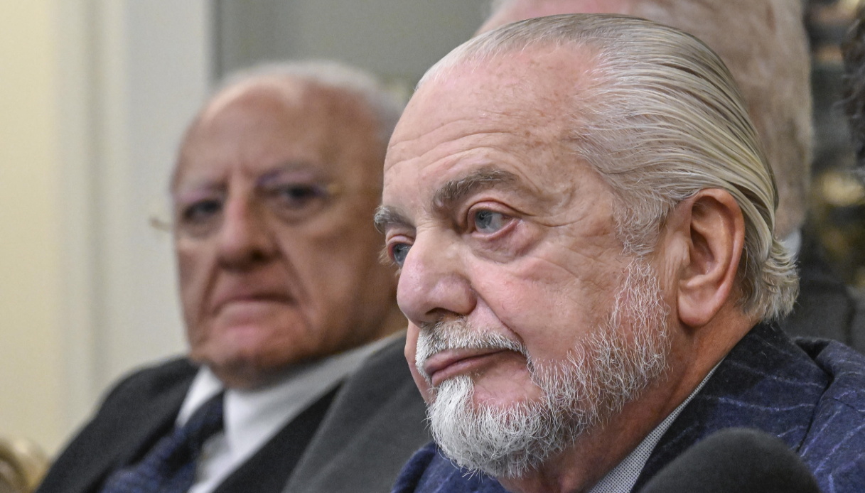 https://wips.plug.it/cips/sport.virgilio.it/cms/2025/09/de-laurentiis-1.jpg