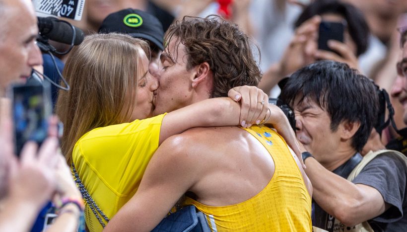 Chi è Desiré Inglander, fidanzata influencer che ha dominato i social con il bacio a Mondo Duplantis ai Mondiali di atletica a Tokyo