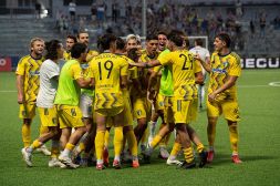 Serie C: incubo Salernitana, l’arbitro affossa i granata che crollano da 2-0 a 2-3 col Cerignola