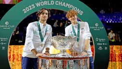 Italia senza Sinner e Musetti in Coppa Davis? Le parole di Binaghi preoccupano. Jannik spinge Alcaraz a Bologna