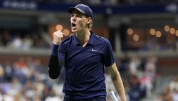 Us Open, Sinner lotta ma deve arrendersi: per Alcaraz è il trionfo che vale la vetta del ranking