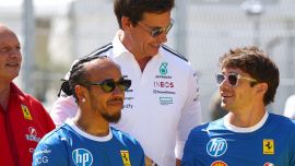 F1, Leclerc in Mercerdes: contatto, la rivelazione spaventa la Ferrari. Horner vuole tornare e compra un team