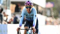 Doping, Giovanni Carboni sospeso per anomalie nel passaporto biologico: l'UCI lo ferma, la squadra lo licenzia