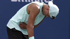 Rune replica stizzito a Kalinskaya dopo il due di picche e prepara lo sgambetto ad Alcaraz per fare un favore all’Italia