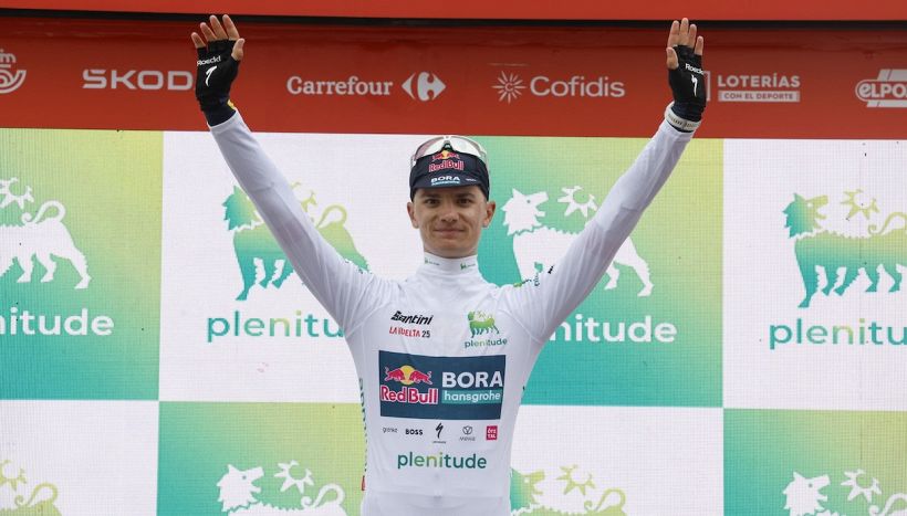 Vuelta, 17a tappa: Pellizzari stacca tutti sull'Alto de El Morredero! Brilla la stella del marchigiano, Vingegaard controlla