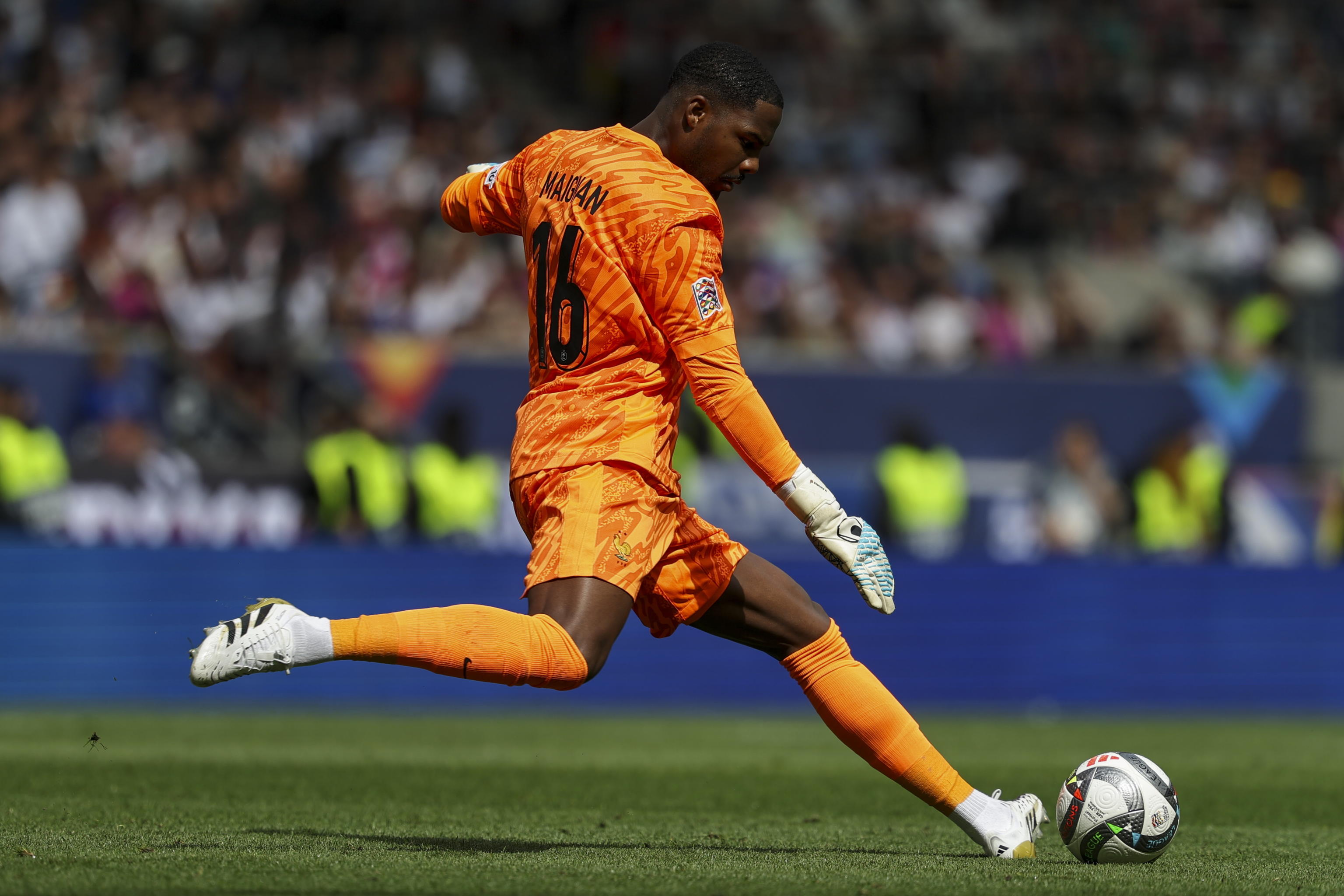 https://wips.plug.it/cips/sport.virgilio.it/cms/2025/09/iolansafoto_20250910215443185_ff8ee693fb3fb7e3f0b85b7a6c140a04.jpg
