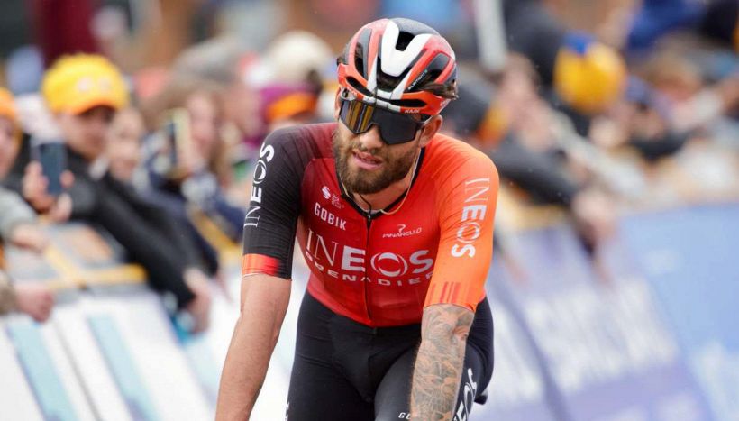 Vuelta, il caos continua: la decisione sulla crono è una mazzata per Ganna. Pogacar al mondiale "raddoppia"