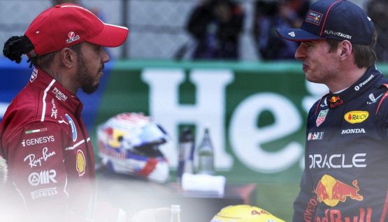 F1, Verstappen snobba Hamilton: "Leclerc e Alonso i migliori". Max instancabile, correrà al Nurburgring su Ferrari