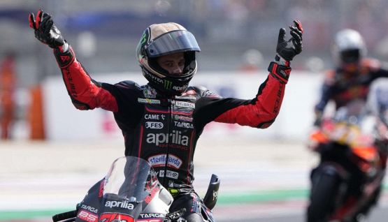 GP Australia: Bezzecchi centra la vittoria nella Sprint e... un gabbiano. Bagnaia penultimo, solo Pirro peggio