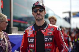 MotoGp, Bagnaia dimentica Misano e guarda al futuro con positività grazie all’aiuto di Stoner: Marquez provato