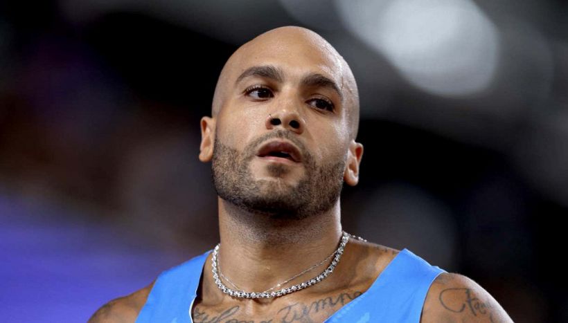 La staffetta delle polemiche, Bragagna contro Tilli: “Jacobs sbaglia ma c’è un ultras in cabina”. Storie tese in casa Rai