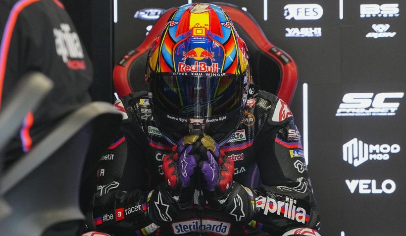 Jorge Martin, incubo senza fine: Aprilia conferma l'intervento, incognita sui tempi di recupero. Le scuse del pilota