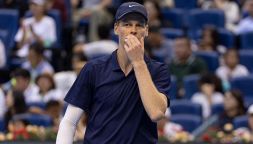 Sinner, non solo crampi: Jannik svela i problemi accusati a Pechino. Bertolucci lancia l’allarme, il dato che preoccupa