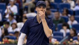 Sinner, non solo crampi: Jannik svela i problemi accusati a Pechino. Bertolucci lancia l’allarme, il dato che preoccupa