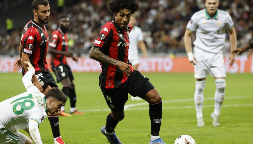 Nizza-Roma, moviola: arbitro severo solo con Gasp, gol annullato, rigore dubbio e 5 ammoniti