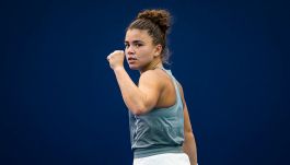 Paolini sfata il tabù Kenin, accorcia su Rybakina e vede le WTA Finals: Jasmine sempre più beniamina a Pechino