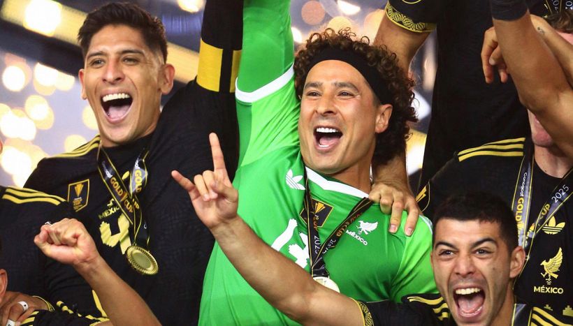 Fuga di Ochoa con scusa caffè, invenzione clamorosa con il Burgos del portiere ex Salernitana da 5 Mondiali e sei dita