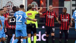 Milan-Napoli, moviola: bufera sull’arbitro, tre rigori reclamati, uno assegnato, caos sul rosso a Estupinan
