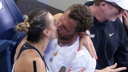 Chi è Georgios Frangulis, con il fondatore e CEO di Oakberry il bacio iconico di Aryna Sabalenka dopo la vittoria agli Us Open