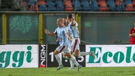 L’Inter Under 23 vince in 10 contro 11 ma che sofferenza, Salernitana pokerissimo