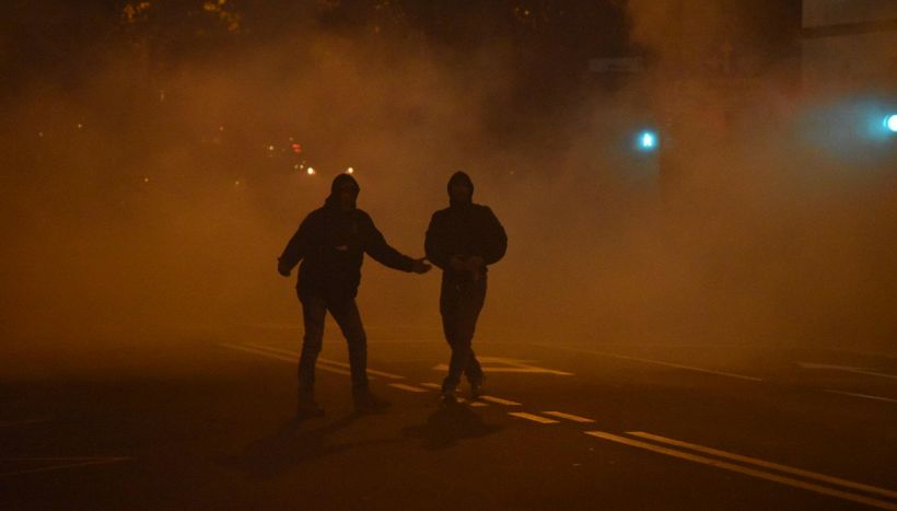 Nizza-Roma, ultras pronti alla guerriglia con bastoni e coltelli, 102 tifosi fermati. Il motivo della rivalitÃ