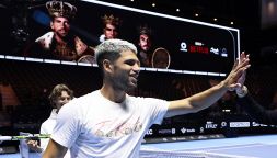 Six Kings Slam, Alcaraz travolge Fritz e vola in finale: Carlos lancia un'altra stoccata a Sinner