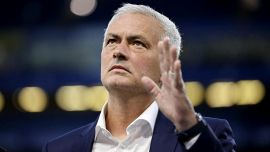 Mourinho show in diretta tv: dalla Juventus a Costacurta e Di Canio lo Special One ne ha per tutti