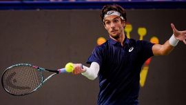 Musetti, le Finals adesso sono appese a un filo. E che scintille col pubblico cinese: 'Nervoso per il clima che s'è creato'