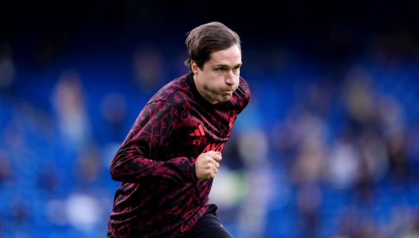 Liverpool, Chiesa ignorato di nuovo: Maresca affonda Slot, sui social è rivolta contro l'allenatore