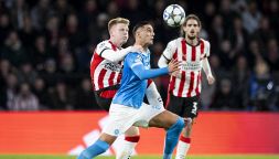 Pagelle PSV-Napoli 6-2: sussulto di McTominay poi dominio olandese. Beukema e Buongiorno da brividi