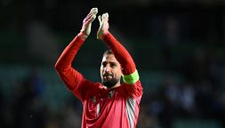 Italia, la papera di Donnarumma è clamorosa: la reazione di Gigio, il gesto di Dimarco e la bufera social