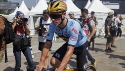 Europei Ciclismo, Evenepoel non conosce la fatica: domina la crono rifilando 43 secondi a Ganna