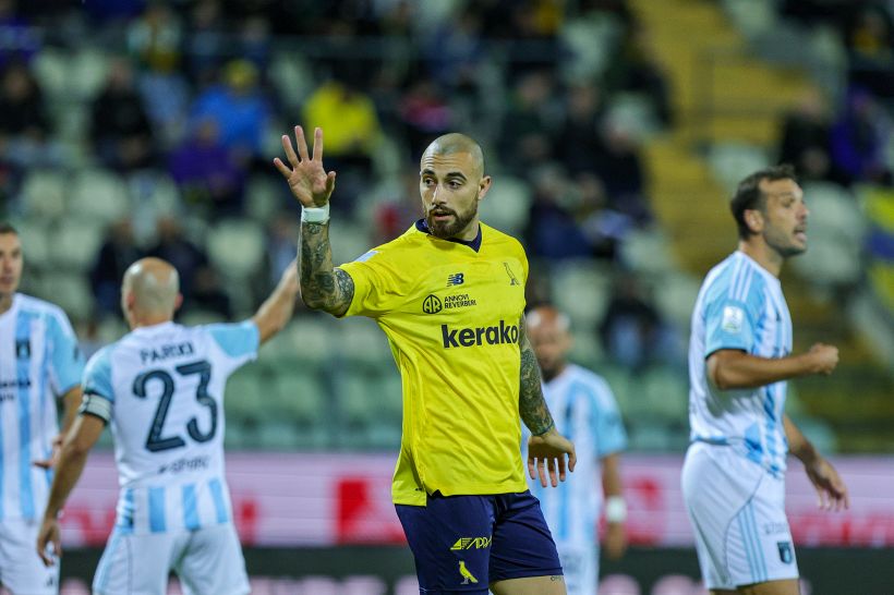 Gliozzi spinge il Modena in vetta: chi è, quanto costa e dove può andare il capocannoniere