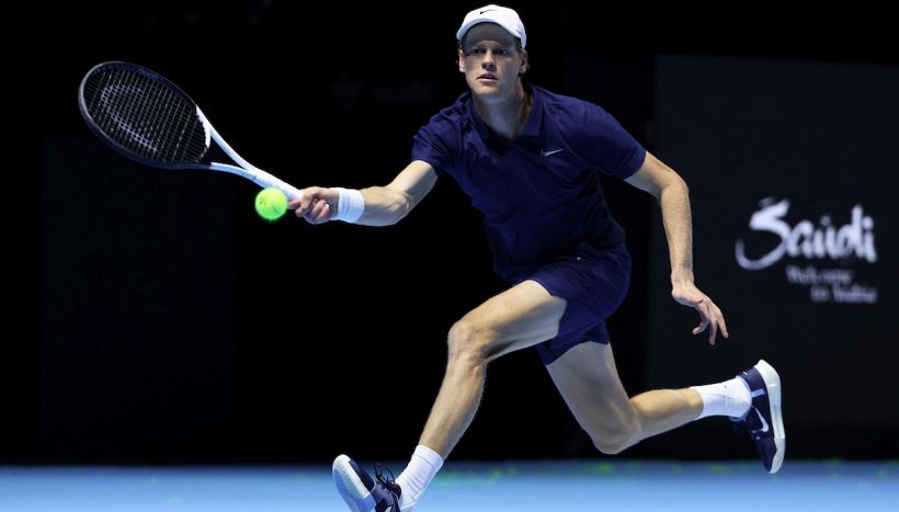 Six Kings Slam, Sinner importunato da un piccolo sceicco: Jannik salvato dalla security. Alcaraz replica alle accuse