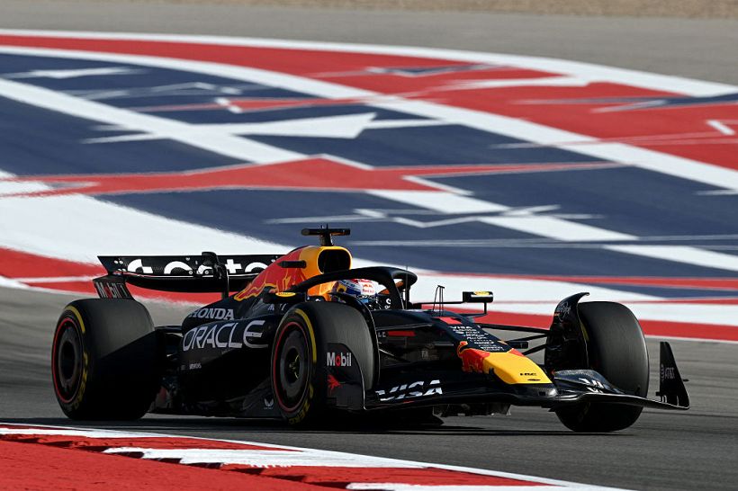 Gp Usa: Verstappen batte Norris e Piastri, pole Sprint al Max. Ferrari allo sbando: Hamilton 8°, Leclerc 10°