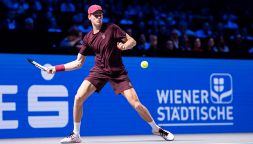 Vienna, Sinner non fa sconti, vince il derby contro Cobolli e attende Bublik per un posto in semifinale