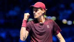 Vienna, Sinner abbatte un altro record personale: la faccia di Bublik dice tutto. E a Parigi spunta un sorteggio da incubo