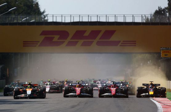 GP Messico: Norris vittoria da leader, Leclerc 2° resiste a Verstappen. Hamilton penalizzato è 8°