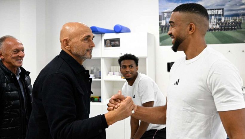 Napoli, i tifosi non perdonano la scelta di Spalletti: “Uomini infami, destini infami”, lo striscione scatena la polemica