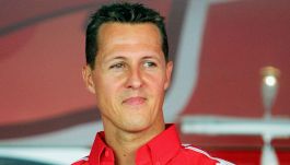 Michael Schumacher, le condizioni: "Un segno di vita con l'aiuto di Corinna". La tesi incoraggiante dalla Francia