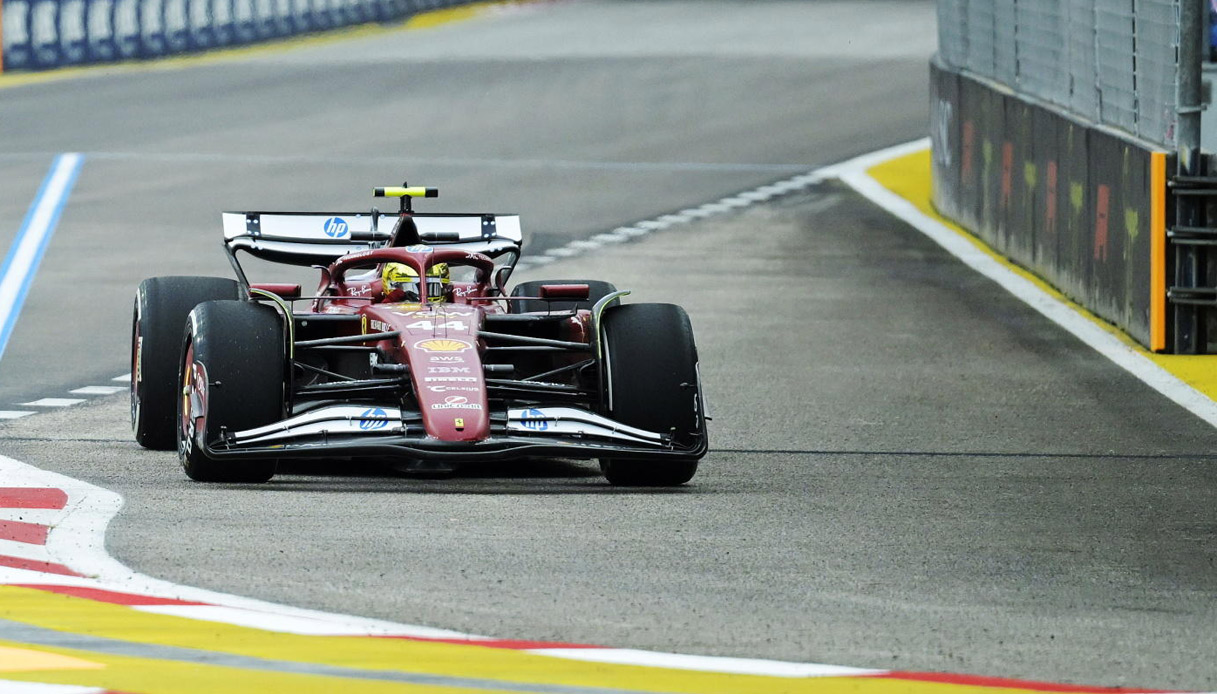 https://wips.plug.it/cips/sport.virgilio.it/cms/2025/10/hamilton.jpg