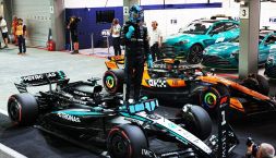 Gp Singapore nuovo griglia di partenza: Williams squalificate, Sainz e Albon in ultima fila. Russell in pole