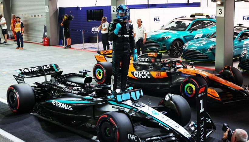 Gp Singapore nuovo griglia di partenza: Williams squalificate, Sainz e Albon in ultima fila. Russell in pole