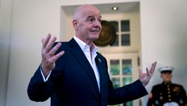 Milan-Como in Australia: anche Infantino dice sì, l’Assocalciatori difende Rabiot dall’attacco di De Siervo