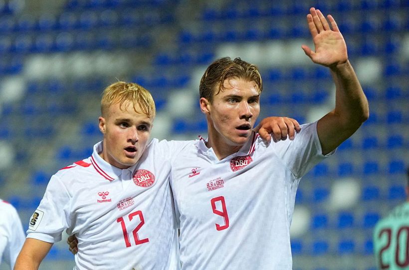 Napoli, Hojlund vola con Conte: show con la Danimarca e l’incredibile confronto con la scorsa stagione  