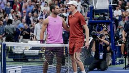 Parigi senza Sinner e Alcaraz, Shanghai e il calendario alimentano la paura: Pioline stimola Jannik e Carlos