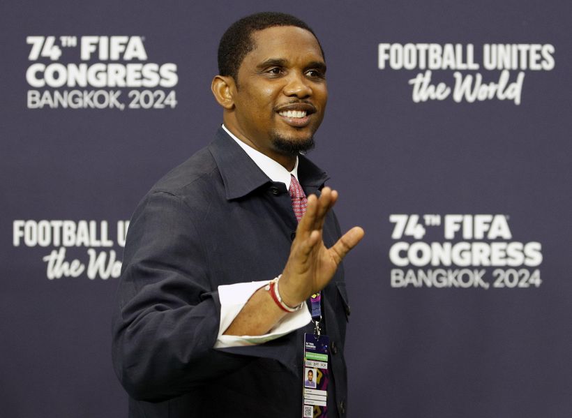 Camerun flop, tensione per Eto'o: l'ex Inter insultato allo stadio davanti a un Ministro, rissa sfiorata