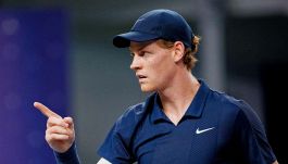 Six Kings Slam, Sinner-Tsitsipas: il debutto di Jannik su Netflix. Perché il colosso dello streaming spaventa l’ATP