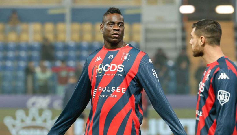 Balotelli, ancora una bordata a Vieira e al Genoa: il messaggio all’ex presidente Zangrillo. E Dubai lo chiama
